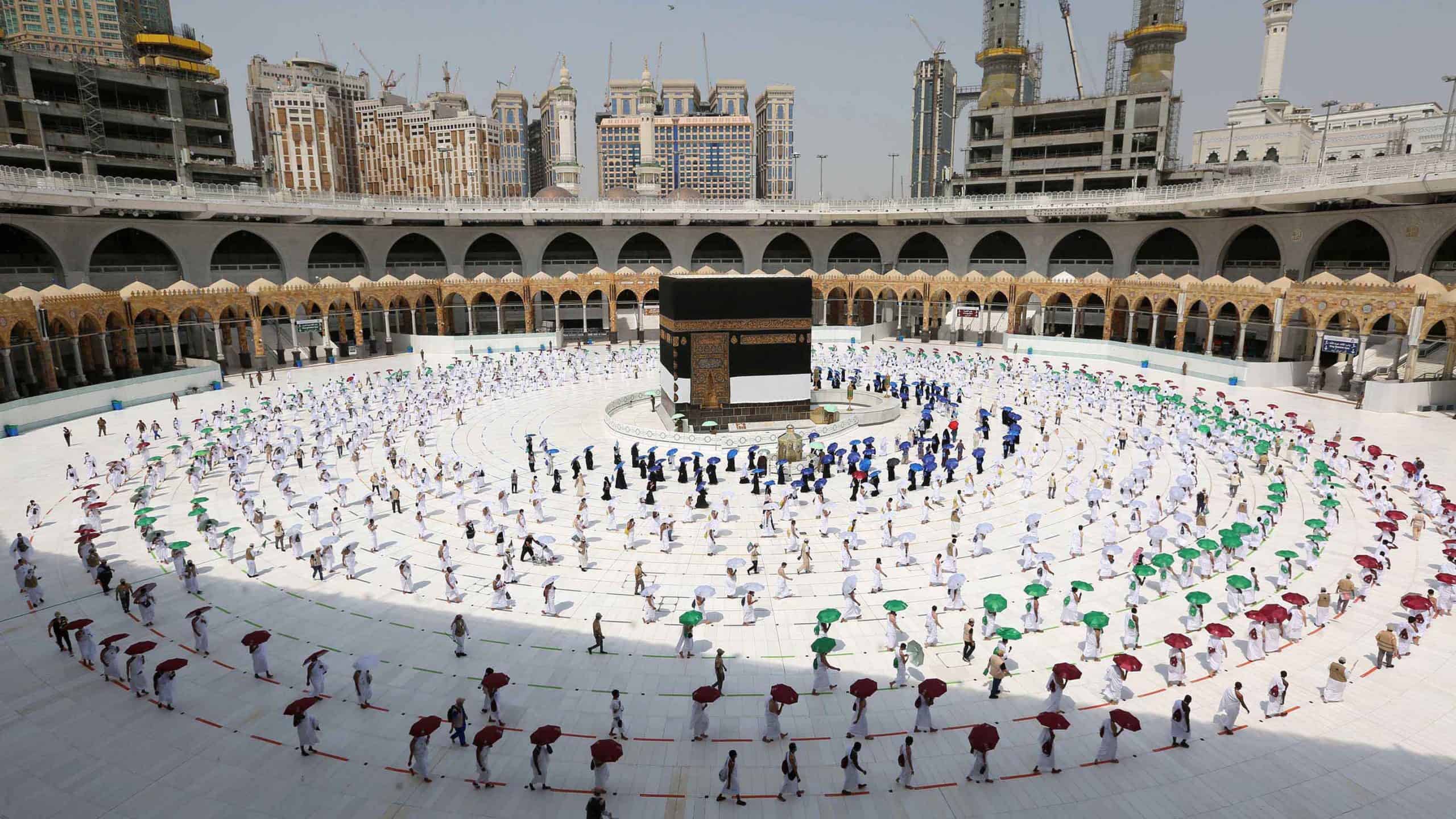 International pilgrims are now allowed to travel for Umrah