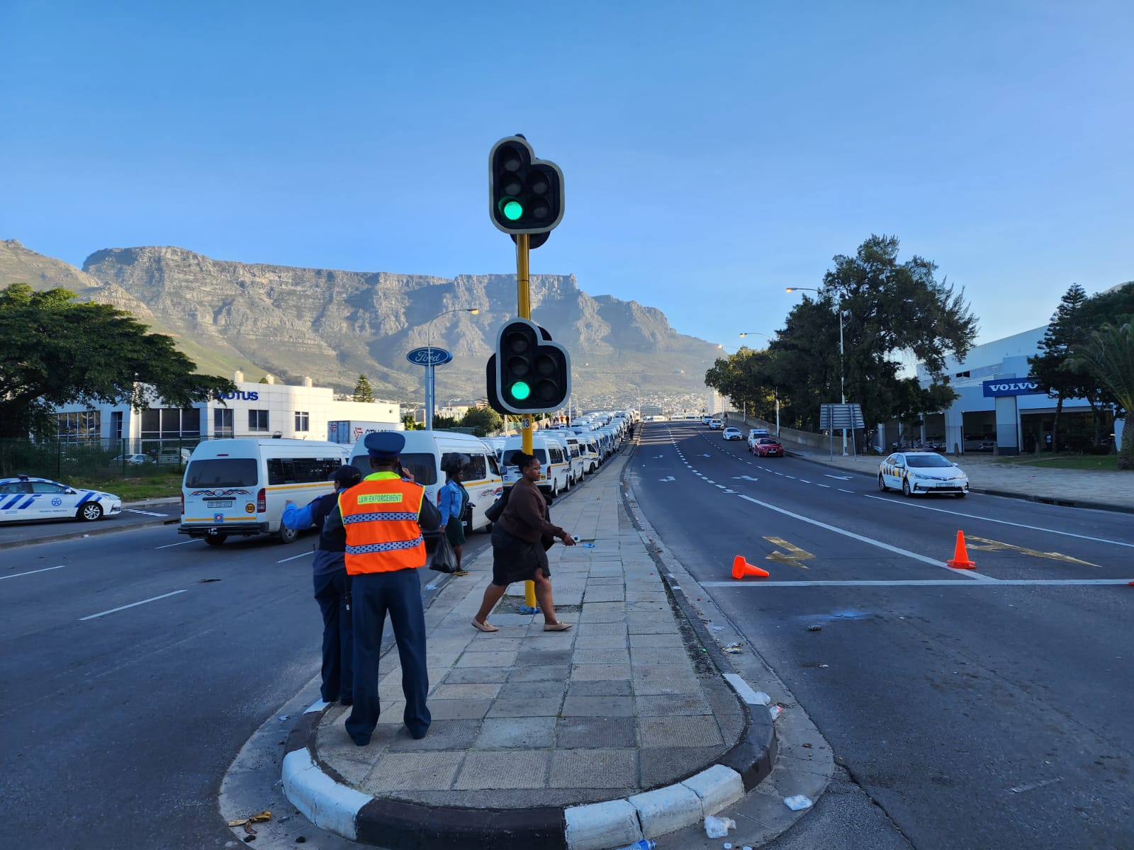 COCT warns taxi industry over potential strike