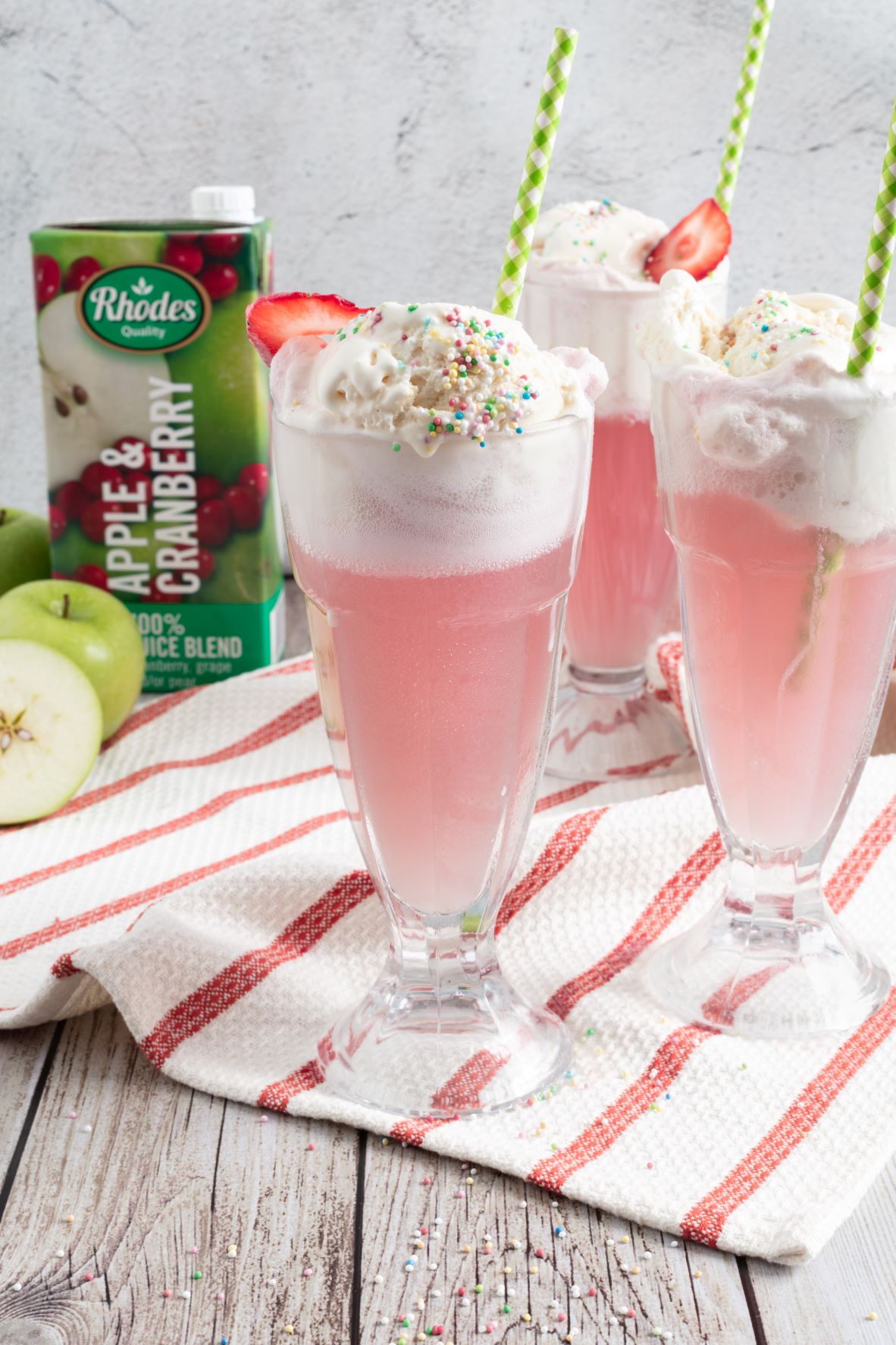 Apple & Cranberry Juice Floats