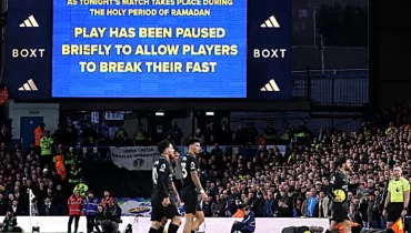 leeds-england-general-view-as-the-screen-in-the-ground-announces-a-break-in-play-to-allow leeds-england-general-view-as-the-screen-in-the-ground-announces-a-break-in-play-to-allow